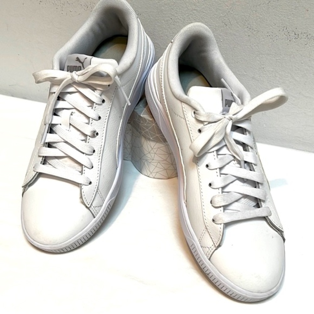 Puma White Leather Low Top Sneaker